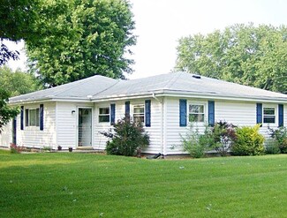 610 Allen Dr, Sweetser, IN 46987