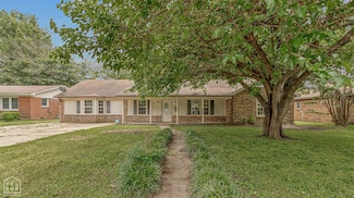 803 Robindale Rd, Blytheville, AR 72315