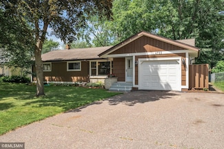 4733 Sharon Ln, Saint Paul, MN 55110