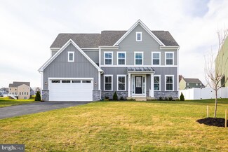 217 Ladysthumb Cir, Charles Town, WV 25414