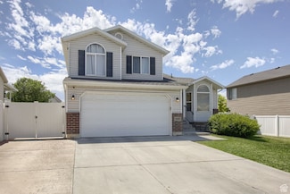 2595 W 4000 S, Roy, UT 84067
