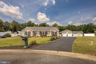 404 Peachtree Ct, Hebron, MD 21830