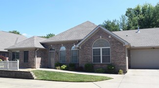 8130 Wyntree Villas Dr, Newburgh, IN 47630