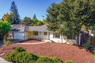 1686 Columbia Dr, Mountain View, CA 94040