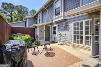 4992 Meadow Ln, Marietta, GA 30068