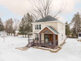 2 Center Ave, Gaastra, MI 49927