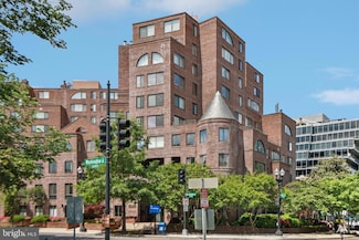 3 Washington Cir NW Unit 904, Washington, DC 20037