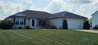 1965 N Freedom Dr, Northwood, OH 43619