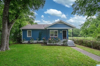 2033 E Lake Blvd, Birmingham, AL 35217