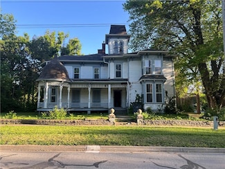 507 W Park St, Olathe, KS 66061