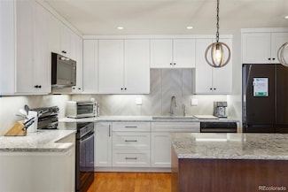 7192 S Vine Cir E, Centennial, CO 80122