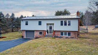 195 Dogwood Ln, Saylorsburg, PA 18353