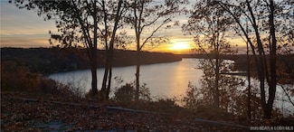 4268 Saw Mill Rd, Unincorporated, MO 65078