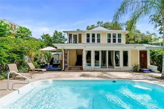 155 21st Ave SE, Saint Petersburg, FL 33705