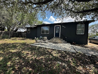 7918 Dempsey St, San Antonio, TX 78242