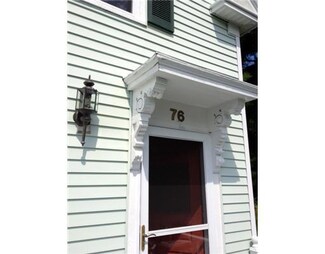 76 Middle St, Bath, ME 04530