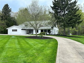 6745 Gates Mills Blvd, Gates Mills, OH 44040