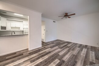 7711 Broadway Unit 34B, San Antonio, TX 78209