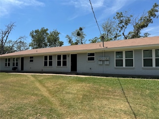 410 S College Dr, Keene, TX 76059