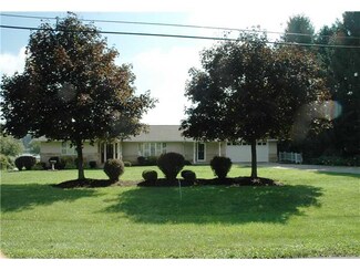 824 Latonka Dr, Mercer, PA 16137