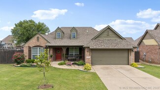 10709 S Olmsted St, Jenks, OK 74037