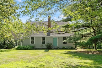 4 Prospect Hill Rd, Harvard, MA 01451