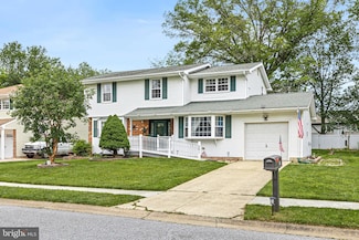 561 Hemingway Dr, Hockessin, DE 19707