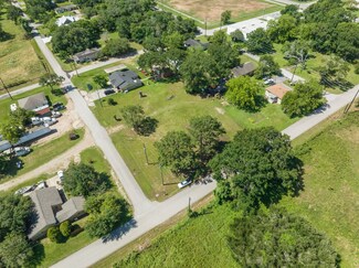 8108 Syms St, Fulshear, TX 77441