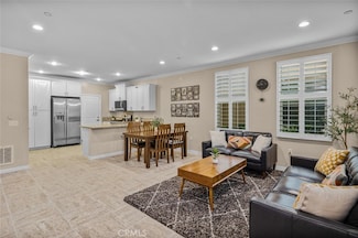 102 Rose Arch Unit 23, Irvine, CA 92620