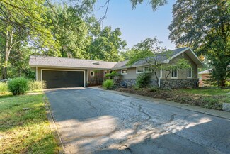 3214 Magnolia Cir, Kalamazoo, MI 49008
