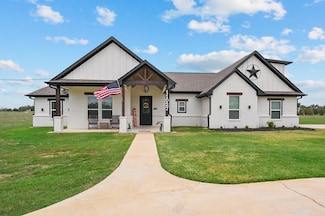 11027 Oak Lake Rd, Bryan, TX 77808