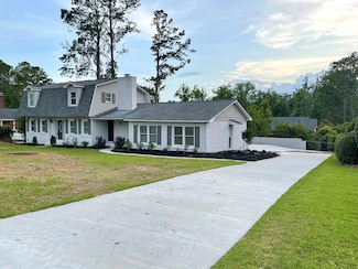 1113 Clover Hill Rd, Valdosta, GA 31602