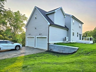 6 Eagleton St, Spencer, MA 01562