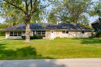 5911 S Franklin Ave, La Grange Highlands, IL 60525