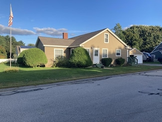 2 William St, Somersworth, NH 03878