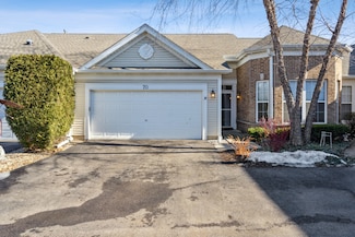70 Ashbrook Ct Unit 2, Grayslake, IL 60030