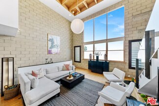 717 N Cahuenga Blvd Unit B2, Los Angeles, CA 90038