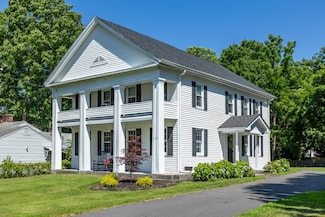 307 Main St, Lancaster, MA 01523