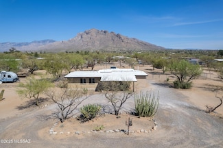 8822 N Marathon Dr, Tucson, AZ 85704