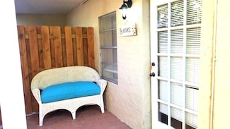 206 Edgewood Dr Unit B, West Palm Beach, FL 33405