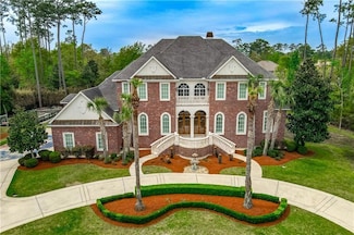 98 Cardinal Ln, Mandeville, LA 70471