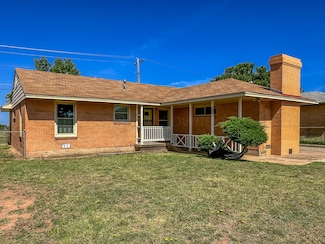 1705 Takewell St, Borger, TX 79007