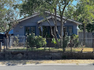 674 Plaza Ave, Sacramento, CA 95815