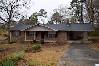 409 Russell Ln, Weaver, AL 36277