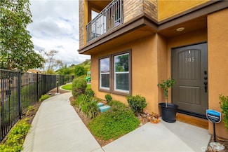 305 Mission Terrace Ave, San Marcos, CA 92069