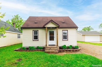 1953 Elmhurst St, Canton, MI 48187