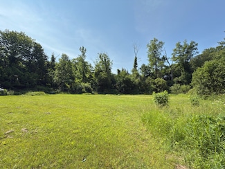 31 Webb Cir, Monroe, CT 06468