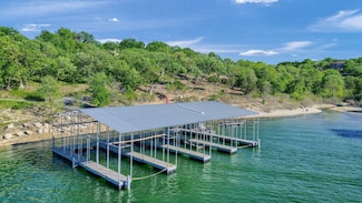 211 Thompson Heights Dr, Denison, TX 75020