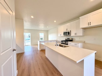 1654 N 1600 W, Layton, UT 84041