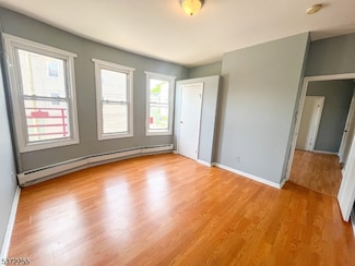 341 16th Ave Unit 2R, Irvington, NJ 07111